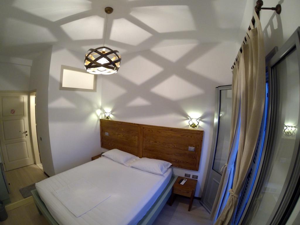 Guesthouse 1932 Himarë Chambre photo